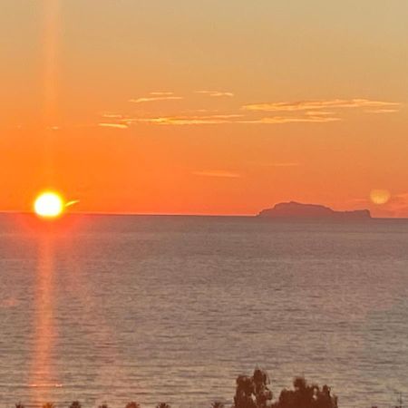 A La Puesta Del Sol Bed & Breakfast Agropoli Bagian luar foto