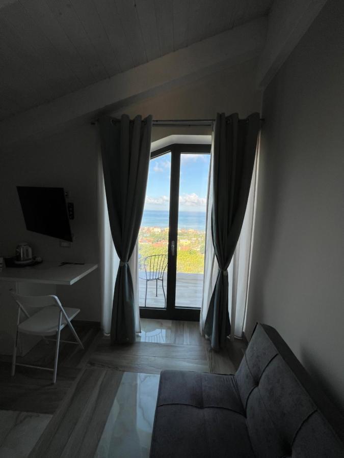 A La Puesta Del Sol Bed & Breakfast Agropoli Bagian luar foto