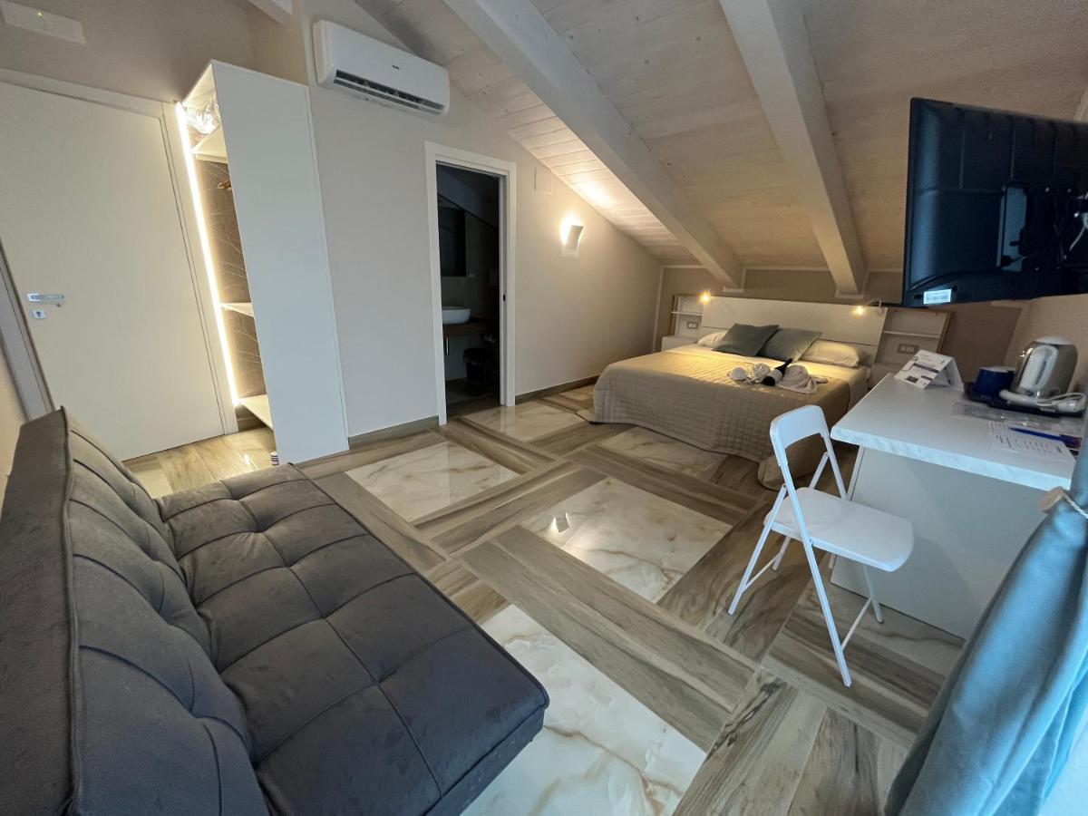 A La Puesta Del Sol Bed & Breakfast Agropoli Bagian luar foto