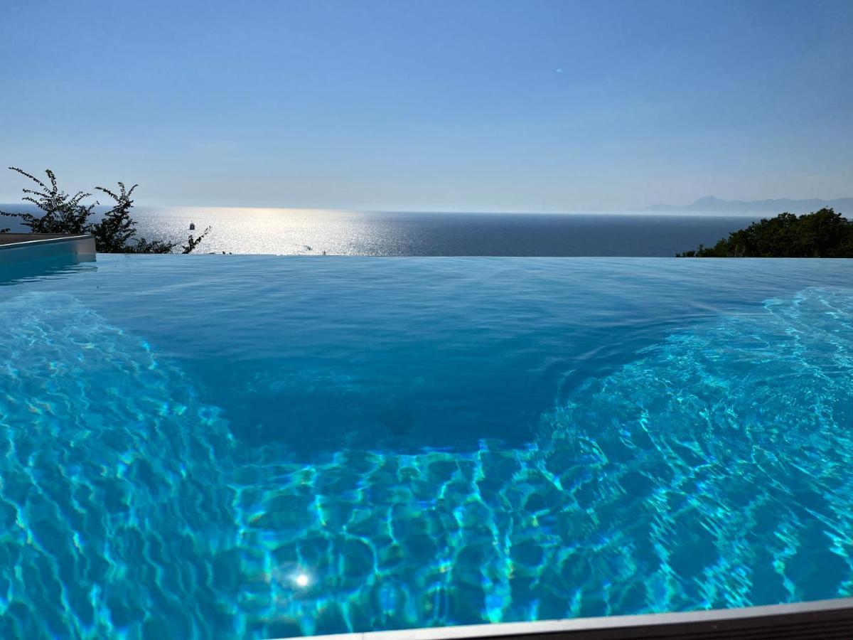 A La Puesta Del Sol Bed & Breakfast Agropoli Bagian luar foto