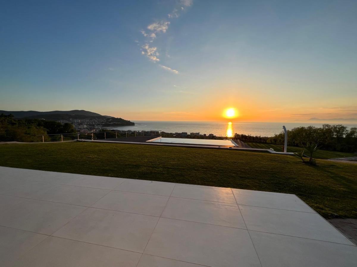 A La Puesta Del Sol Bed & Breakfast Agropoli Bagian luar foto